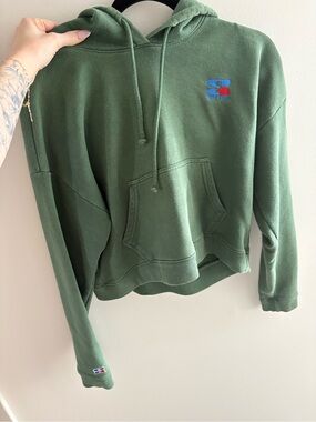 Tna sweater